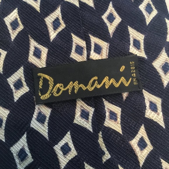 DOMANI SILK TIE - Picture 4 of 6